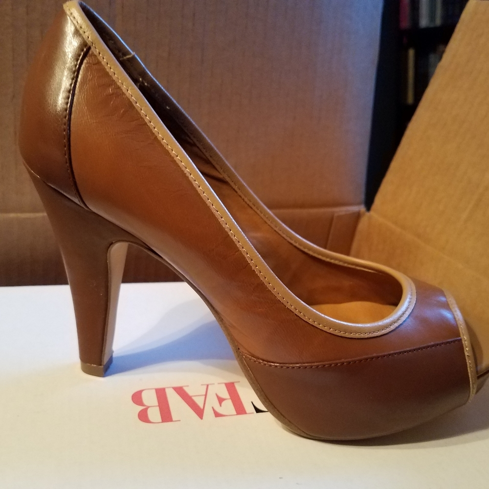 Retro style heels